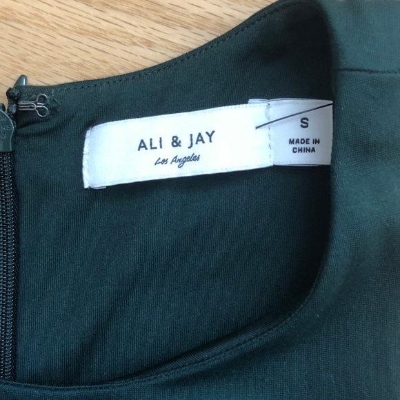 Brand New Women’s Dress Size Small - Picture 5 of 12